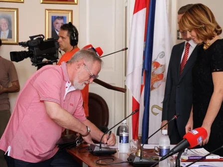 Opis slike