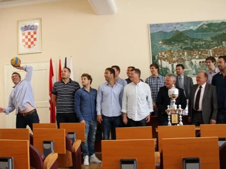 Opis slike