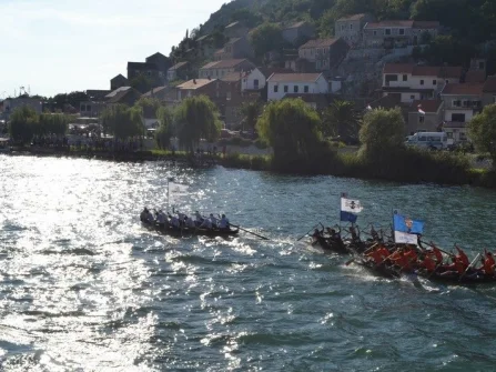 Opis slike