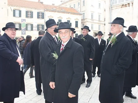 Opis slike