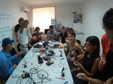 Opis slike