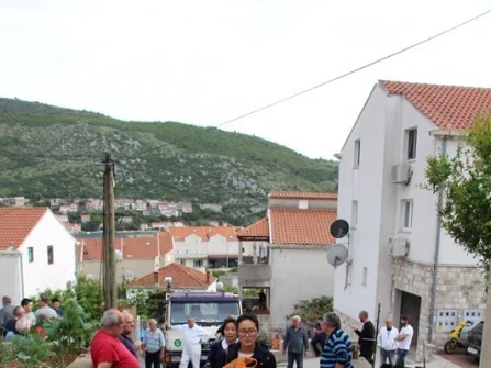 Opis slike