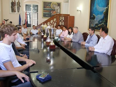Opis slike