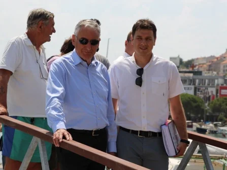 Opis slike