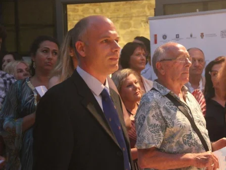 Opis slike