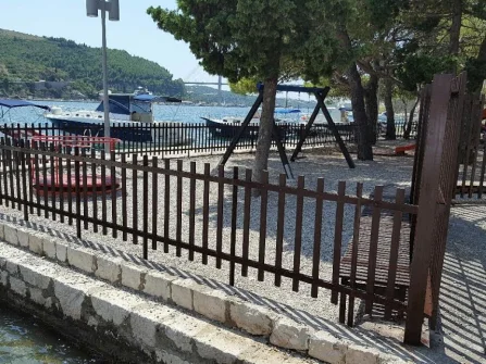 Opis slike