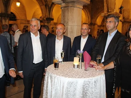 Opis slike