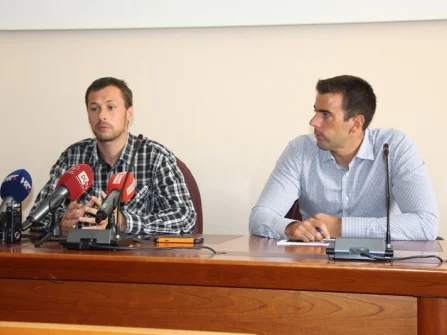 Opis slike