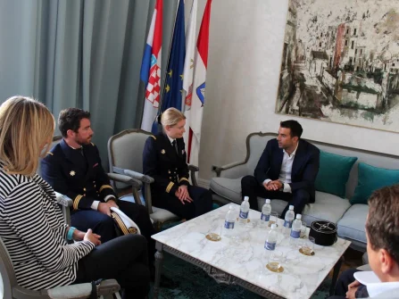 Opis slike