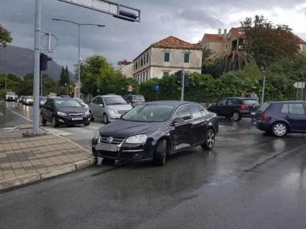 Opis slike