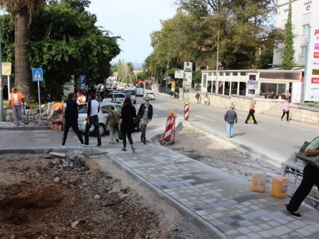 Opis slike