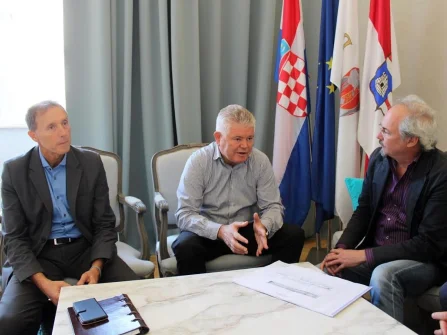 Opis slike