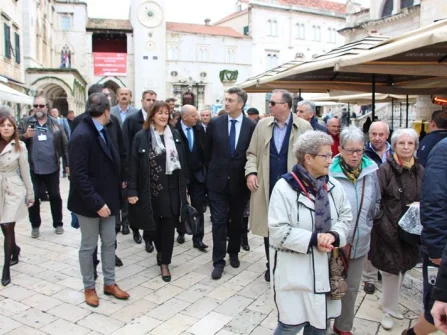 Opis slike