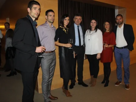 Opis slike