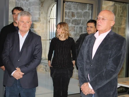 Opis slike