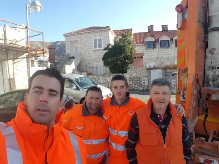 Opis slike