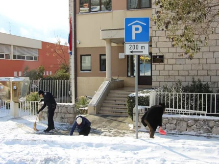 Opis slike
