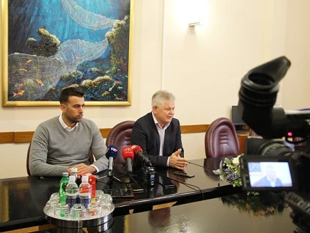 Opis slike