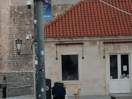 Opis slike