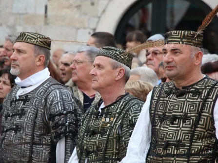 Opis slike