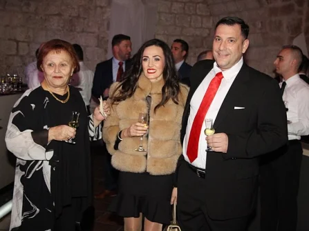 Opis slike