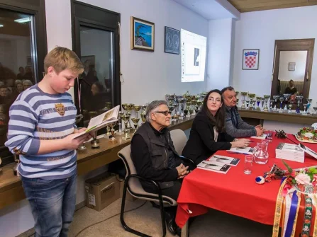 Opis slike