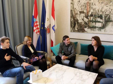 Opis slike