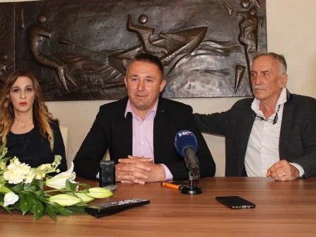 Opis slike