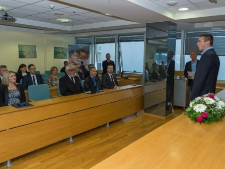 Opis slike