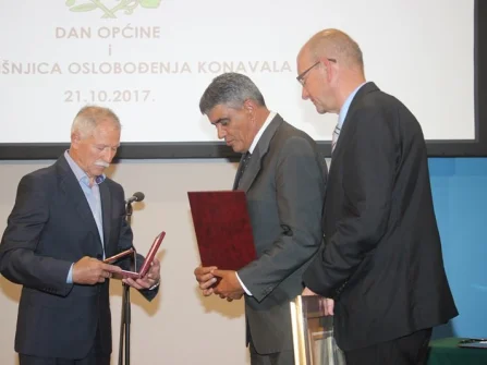 Opis slike