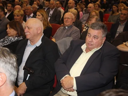 Opis slike