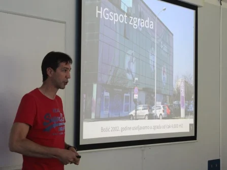 Opis slike