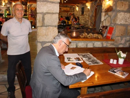 Opis slike