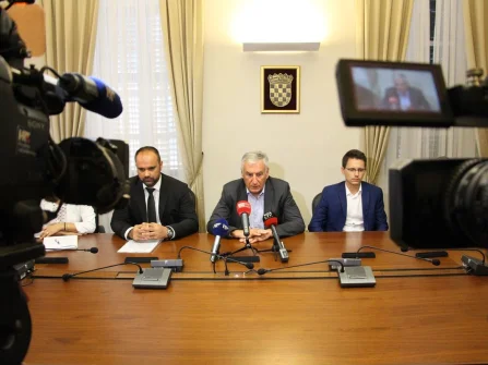 Opis slike