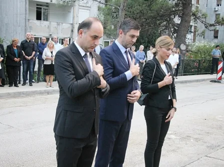 Opis slike