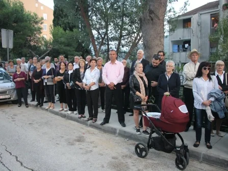 Opis slike