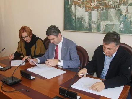 Opis slike