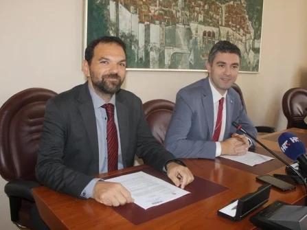 Opis slike