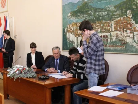 Opis slike