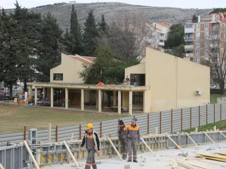Opis slike