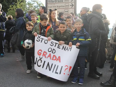 Opis slike