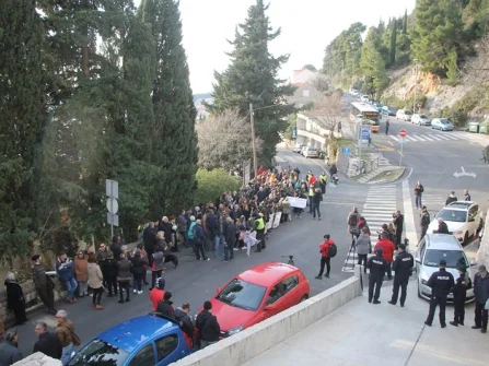 Opis slike
