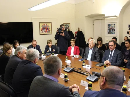 Opis slike