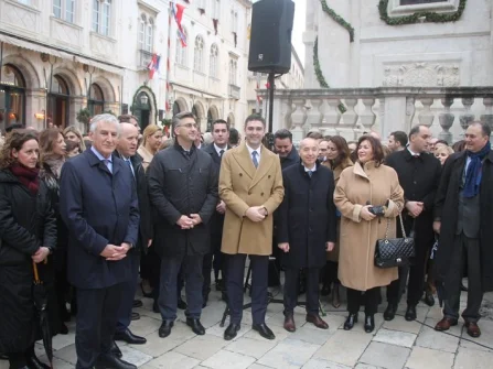 Opis slike