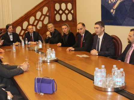 Opis slike