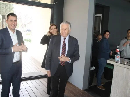 Opis slike