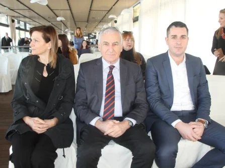 Opis slike