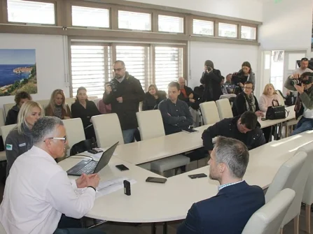 Opis slike