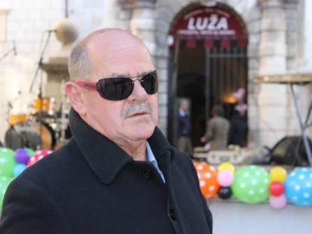 Opis slike