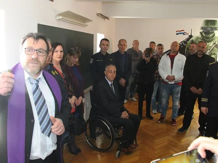 Opis slike